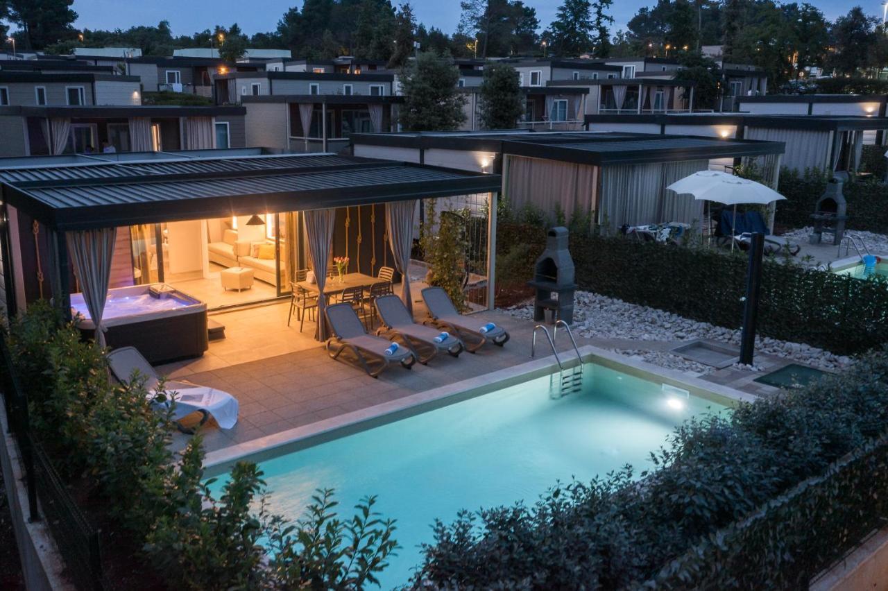 Premium Camping Homes Santa Marina, Lanterna Tar-Vabriga Bagian luar foto